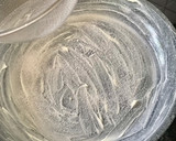 Foto del paso 4 de la receta: Pastel de leche con manzana (en sartén)