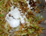 A picture of step 4 of Spring roll.