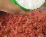 A picture of step 2 of Gajar ka halwa.