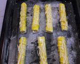 Foto langkah ke 3 dari resep Cheese Roll.