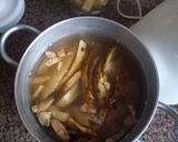 A picture of step 1 of #Weekly jikonichallenge pineaple ginger spiced juice.