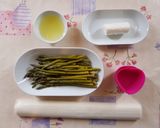 Foto del passaggio 2 della ricetta Cestini di pasta fillo con asparagi
