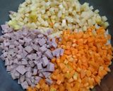 Foto langkah ke 1 dari resep Risol isi ragout.