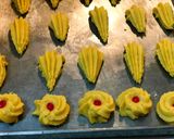 A picture of step 3 of Bakery Biscuits.
