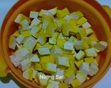 Foto langkah ke 2 dari resep Tumis pedas manis tahu, jamur, ampela hati ayam.