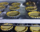 Foto langkah ke 7 dari resep Pie Susu dari Pulau Dewata.