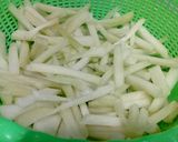 Foto langkah ke 1 dari resep Tumis Labu Siam dan Telur Puyuh.