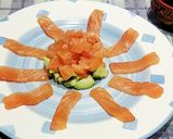 Foto del paso 4 de la receta: Sashimi de salmón y aguacate con doble soja
