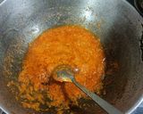 A picture of step 3 of Methi matar masala.