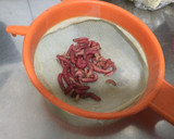 Foto del paso 2 de la receta: Salsa de jitomate con chinicuiles