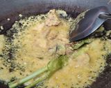 Foto langkah ke 2 dari resep Opor Ayam Kentang.