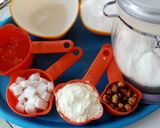 A picture of step 1 of Coconut nd tigernut milkshake.