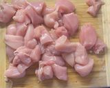 A picture of step 1 of Chicken Souvlaki.