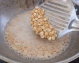 A picture of step 1 of Poha Chivda.