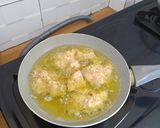 Foto langkah ke 4 dari resep Ayam Goreng Sereh Karya Anindya.