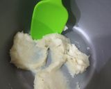 Foto langkah ke 2 dari resep Kue Khamir Tape Singkong.