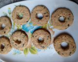 A picture of step 5 of Potato chicken doughnuts.