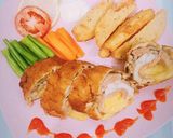 Foto langkah ke 7 dari resep Chicken Cordon Bleu.