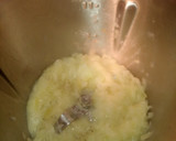 Foto del paso 3 de la receta: Sopa de cebolla en MC con tostas de queso