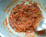 A picture of step 5 of Broken rice tomato bath.
