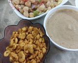 A picture of step 6 of Gol gappay 😋👍.