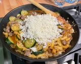 Une image de l'étape 17 de Riz à l'agneau, courgettes et panais.