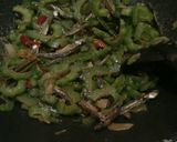 Foto langkah ke 7 dari resep Tips masak pare biar ngga pahit.
