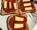 Une image de l'étape 2 de Croque monsieur gourmand au fromage de truffe.