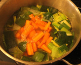 Foto del paso 3 de la receta: Sopa de lunes,  con resfriooo y victoria....Racinguistaaa