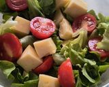Foto del paso 2 de la receta: Ensalada fresca de lechuga y queso mantecoso