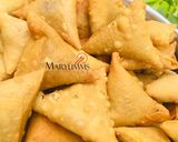 A picture of step 6 of TASTY SAMOSA by maryumms_cuisine🌸.