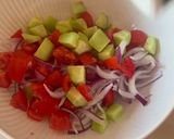 Foto del passaggio 3 della ricetta Fresca insalata con cetrioli