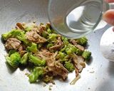 Foto langkah ke 7 dari resep Daging Sapi Cah Brokoli.