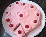 ஸ்ட்ராபெரி 🍓 பனானா க்ரீம் கேக் (Strawberry banan cream cake recipe in tamil) ரெசிபி ஸ்டேப் 8 புகைப்படம்