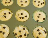 A picture of step 4 of Cranberry Muffin.