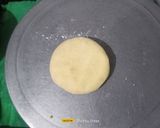 A picture of step 6 of Stuffed Green Peas Paratha.