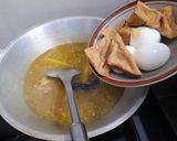 Foto langkah ke 5 dari resep Opor Tahu Telor.