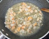 Hình bước làm 1 của món Bầu Chần Chấm Tôm Kho Ruốc Huế