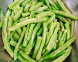 Hình bước làm 2 của món Đậu tây xào thịt bằm