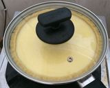 Foto langkah ke 5 dari resep Pie susu teflon.