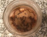 Foto del paso 5 de la receta: Desayuno en frasco para llevar de avena sabor brownie! Con yogur