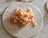 Foto del paso 5 de la receta: Empanadas de Camarón Queso