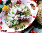 Hình bước làm 3 của món Canh bí xanh nấu chả cá
