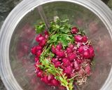 A picture of step 2 of Pomogranate chutney.