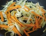 Foto del paso 6 de la receta: Col con cebolla y zanahorias
