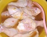 Foto langkah ke 1 dari resep Ayam crispy paha Upin Ipin (Ayam Geprek Sambal Matah).