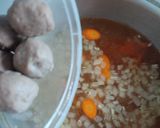 Foto langkah ke 5 dari resep Sup Bakso Makaroni.