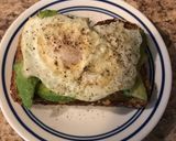 Foto del paso 4 de la receta: Tostada de aguacate