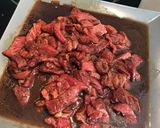 Foto langkah ke 2 dari resep Daging sapi rasa madu simpel (honey chili beef).