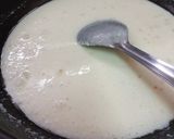 A picture of step 2 of Acacia gum iced milkcake.
